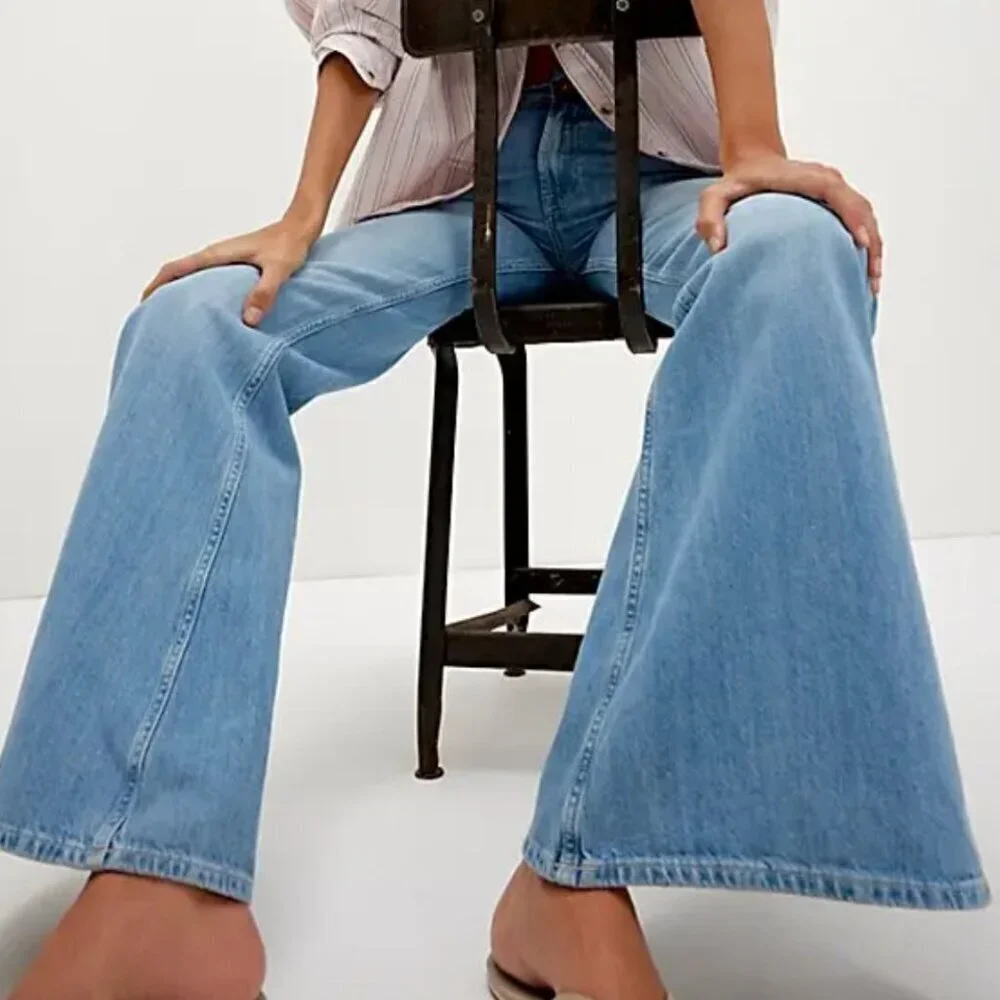 NWT Free People Avalon Drapey Flare Jeans in Vertigo